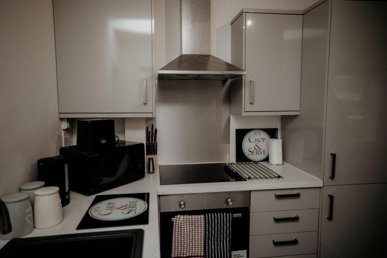 Elthorne Luxury Apartments - Аксбридж Экстерьер фото
